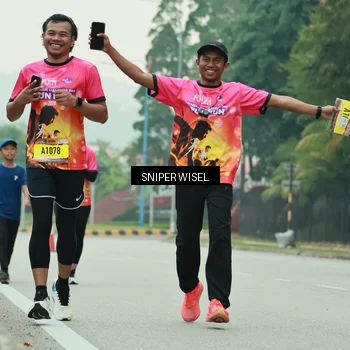 Runner Photo 7042370