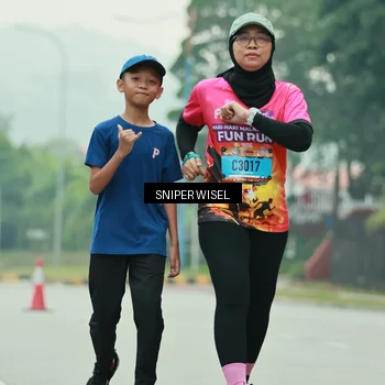 Runner Photo 7042392