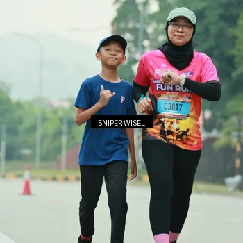 Runner Photo 7042402