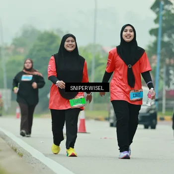 Runner Photo 7042411