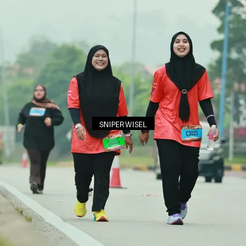 Runner Photo 7042413