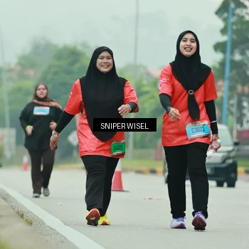 Runner Photo 7042416