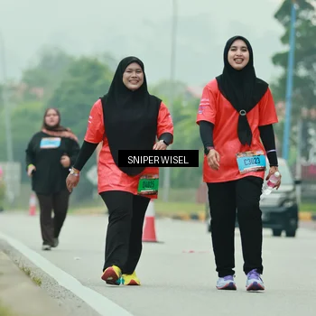 Runner Photo 7042420