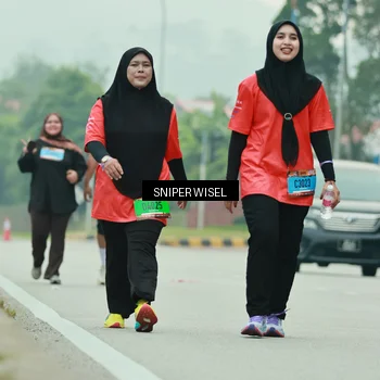 Runner Photo 7042423