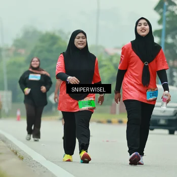Runner Photo 7042424