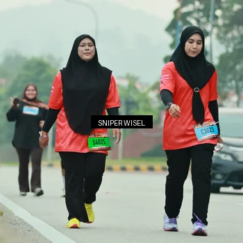 Runner Photo 7042431