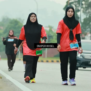 Runner Photo 7042432