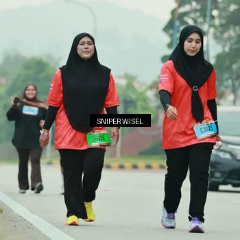 Runner Photo 7042434