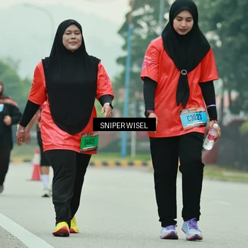 Runner Photo 7042440