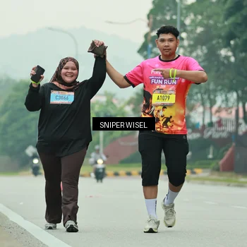 Runner Photo 7042467