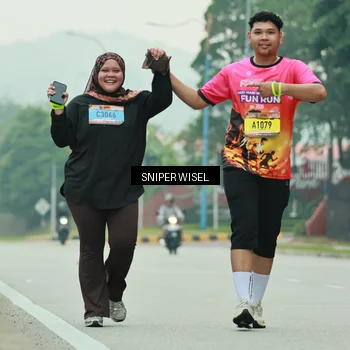 Runner Photo 7042474