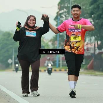 Runner Photo 7042476