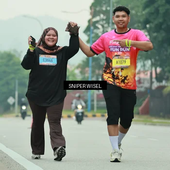 Runner Photo 7042478