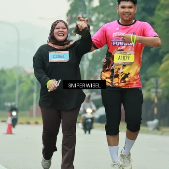 Runner Photo 7042493