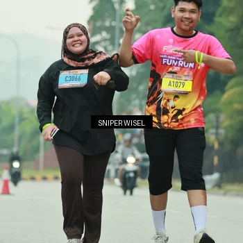 Runner Photo 7042497