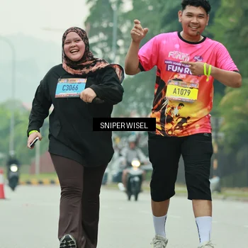 Runner Photo 7042500