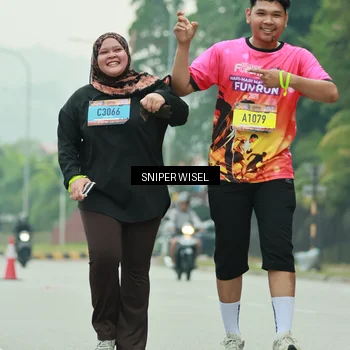 Runner Photo 7042502