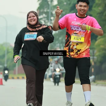 Runner Photo 7042503