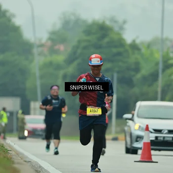 Runner Photo 7042530
