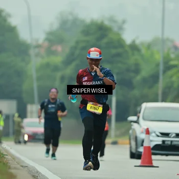 Runner Photo 7042531