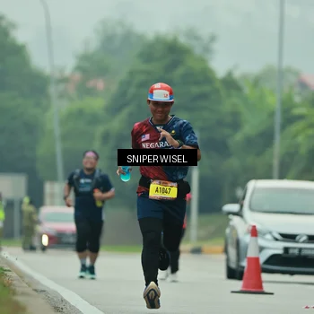 Runner Photo 7042532