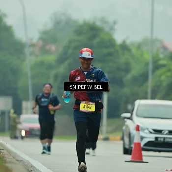 Runner Photo 7042537