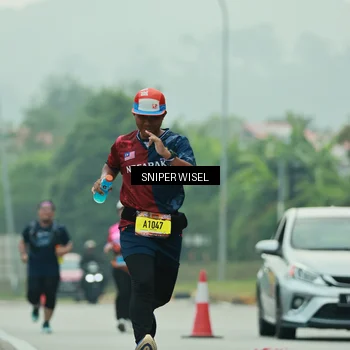 Runner Photo 7042547