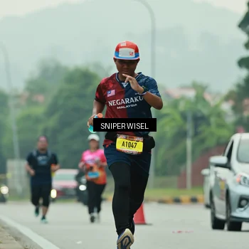 Runner Photo 7042548