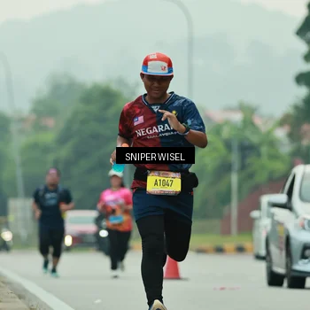 Runner Photo 7042549