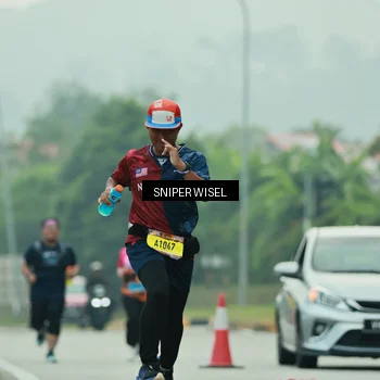 Runner Photo 7042551