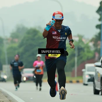 Runner Photo 7042556