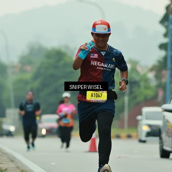 Runner Photo 7042564