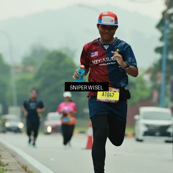 Runner Photo 7042573