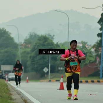 Runner Photo 7042654