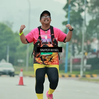 Runner Photo 7042680