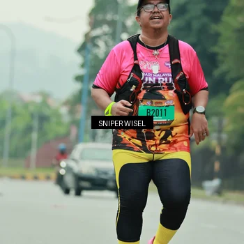 Runner Photo 7042704
