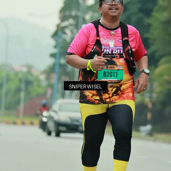 Runner Photo 7042705