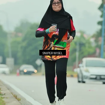 Runner Photo 7042727