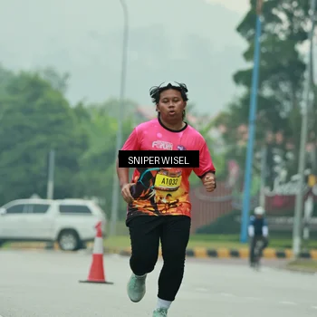 Runner Photo 7042774