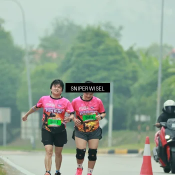 Runner Photo 7042796