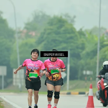 Runner Photo 7042801