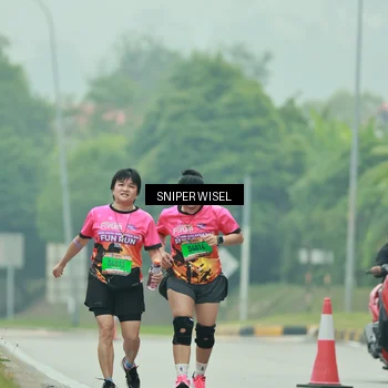 Runner Photo 7042802