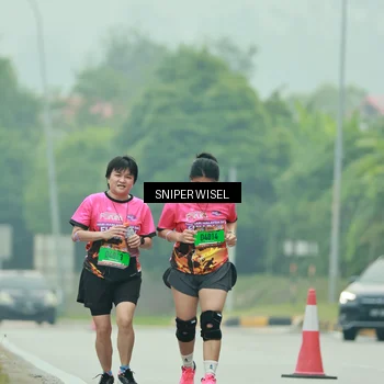 Runner Photo 7042804