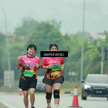Runner Photo 7042817