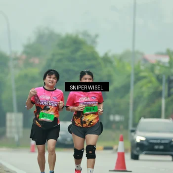 Runner Photo 7042819