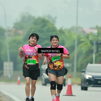 Runner Photo 7042820
