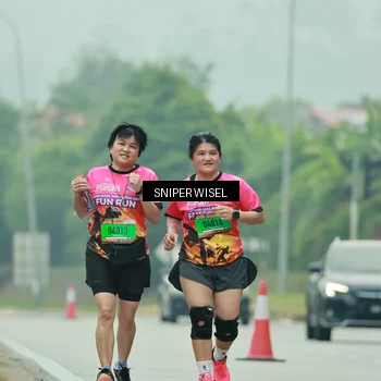 Runner Photo 7042824