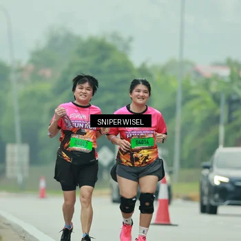 Runner Photo 7042829