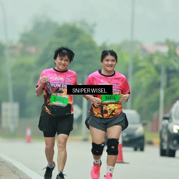 Runner Photo 7042833