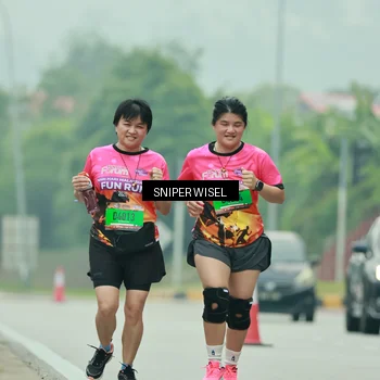 Runner Photo 7042838